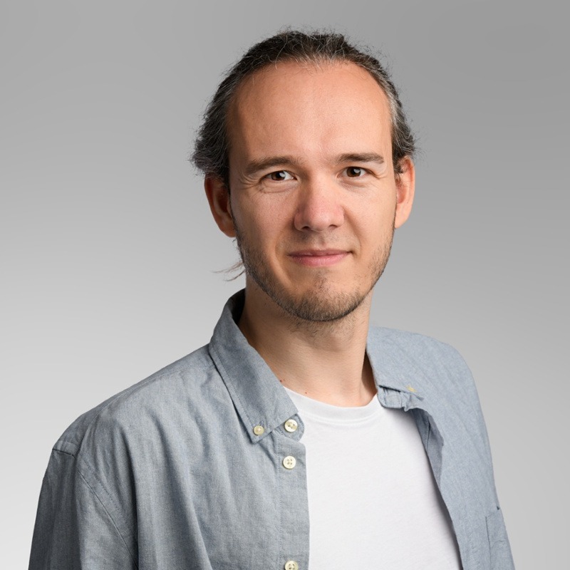 Portrait_Robert-square